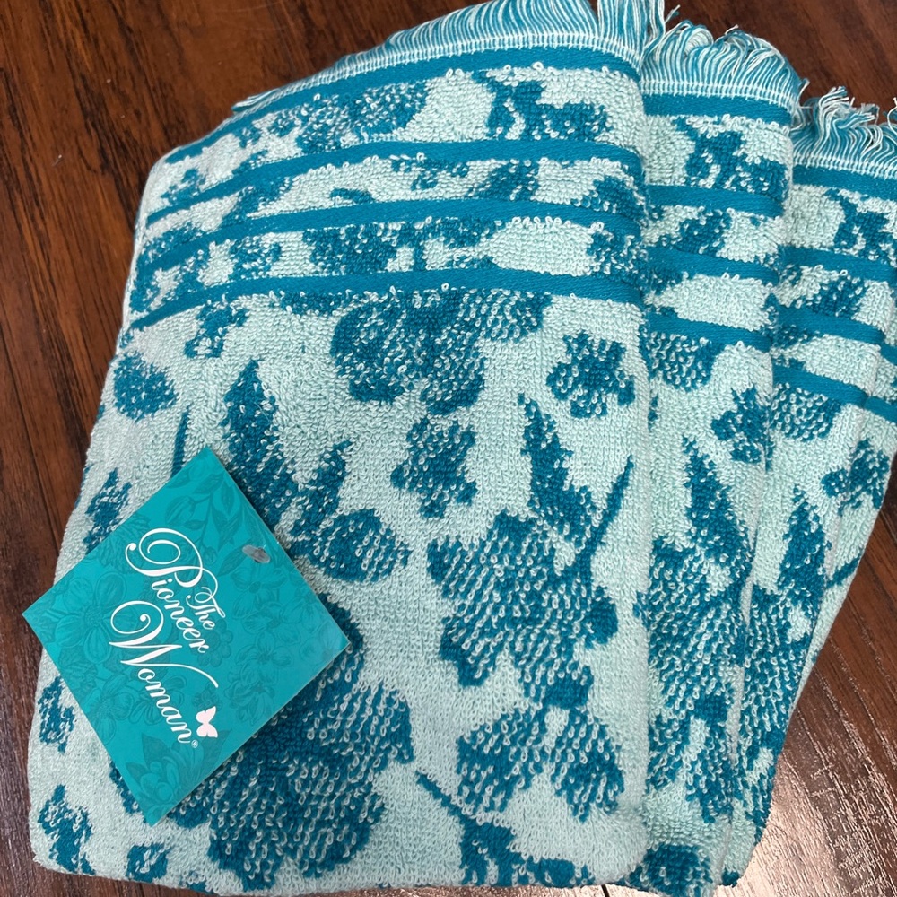 NWT The Pioneer Woman Evie 4 Cotton Hand Towel Set Teal Floral - Picture 2 of 9